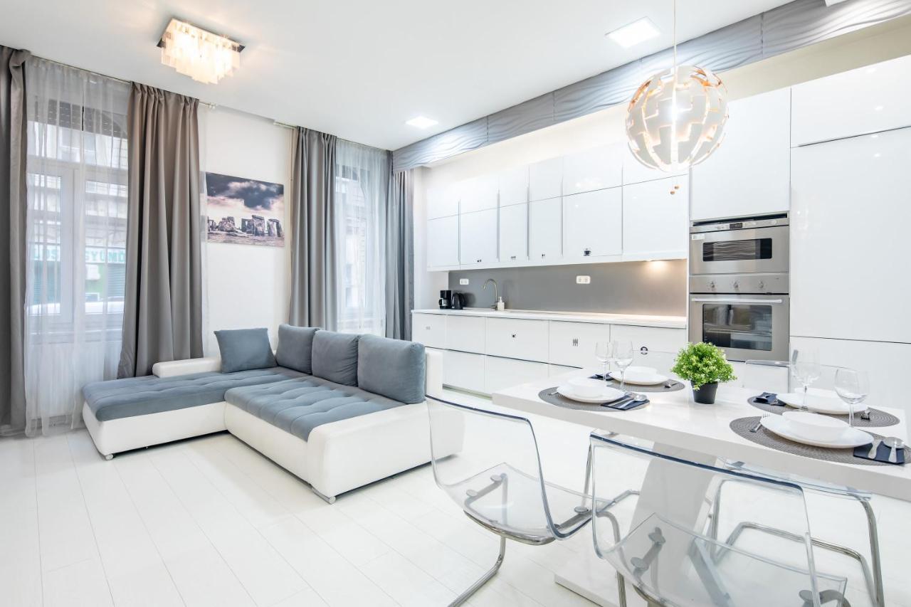 Cozy & Central Apartment With 2-Bedroom Budapeşte Dış mekan fotoğraf