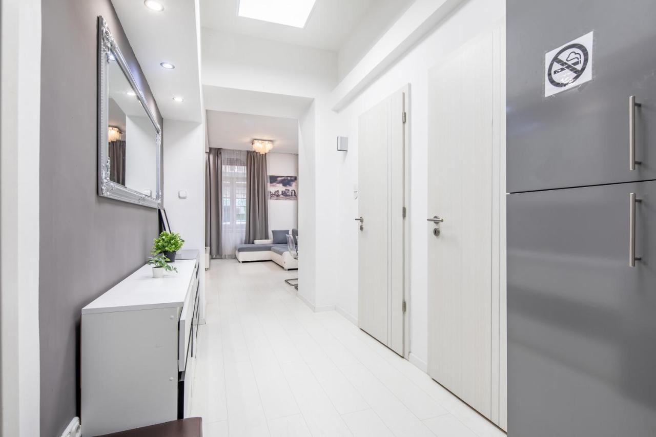Cozy & Central Apartment With 2-Bedroom Budapeşte Dış mekan fotoğraf